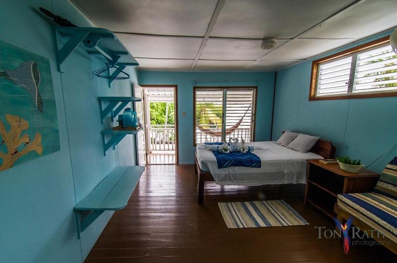 Pelican Beach Resort South Water Caye Dangriga Exterior foto